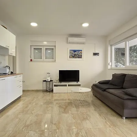 Apartments Giovanni Mandre Room photo