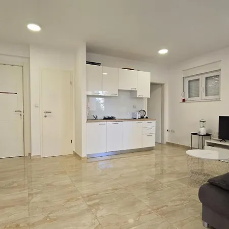 Apartments Giovanni Mandre Room photo