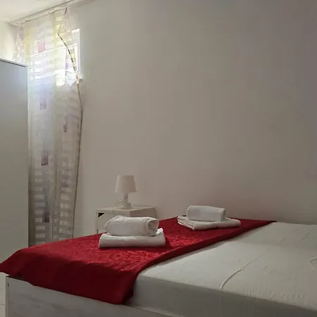 Apartments Giovanni Mandre Room photo