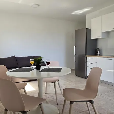 Apartments Giovanni Mandre Room photo