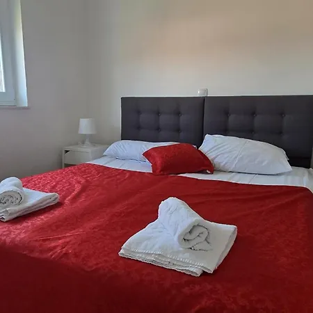 Apartments Giovanni Mandre Room photo