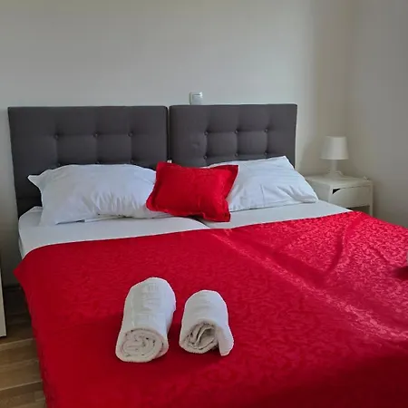 Apartments Giovanni Mandre Room photo