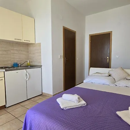 Apartments Giovanni Mandre Room photo