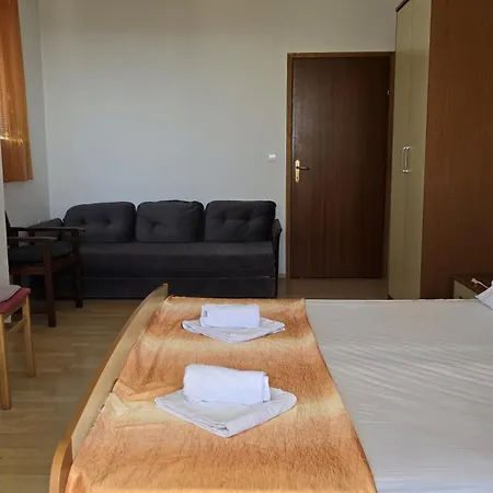 Apartments Giovanni Mandre Room photo