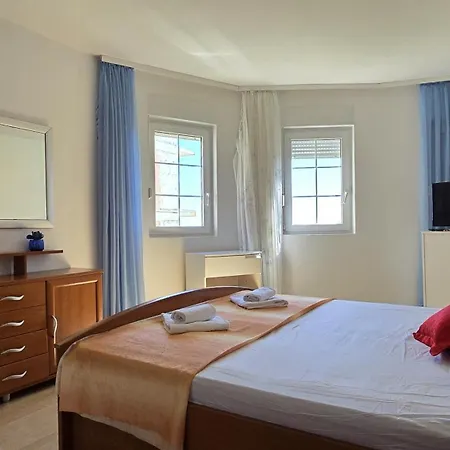 Apartments Giovanni Mandre Room photo