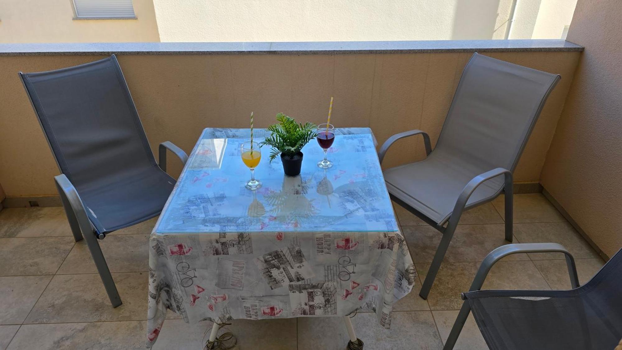 Giovanni Apartment