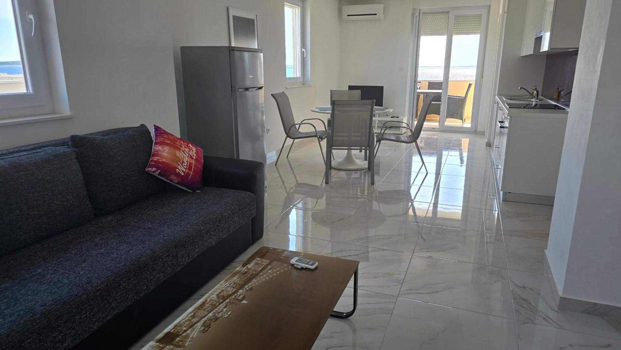 Giovanni Apartment *